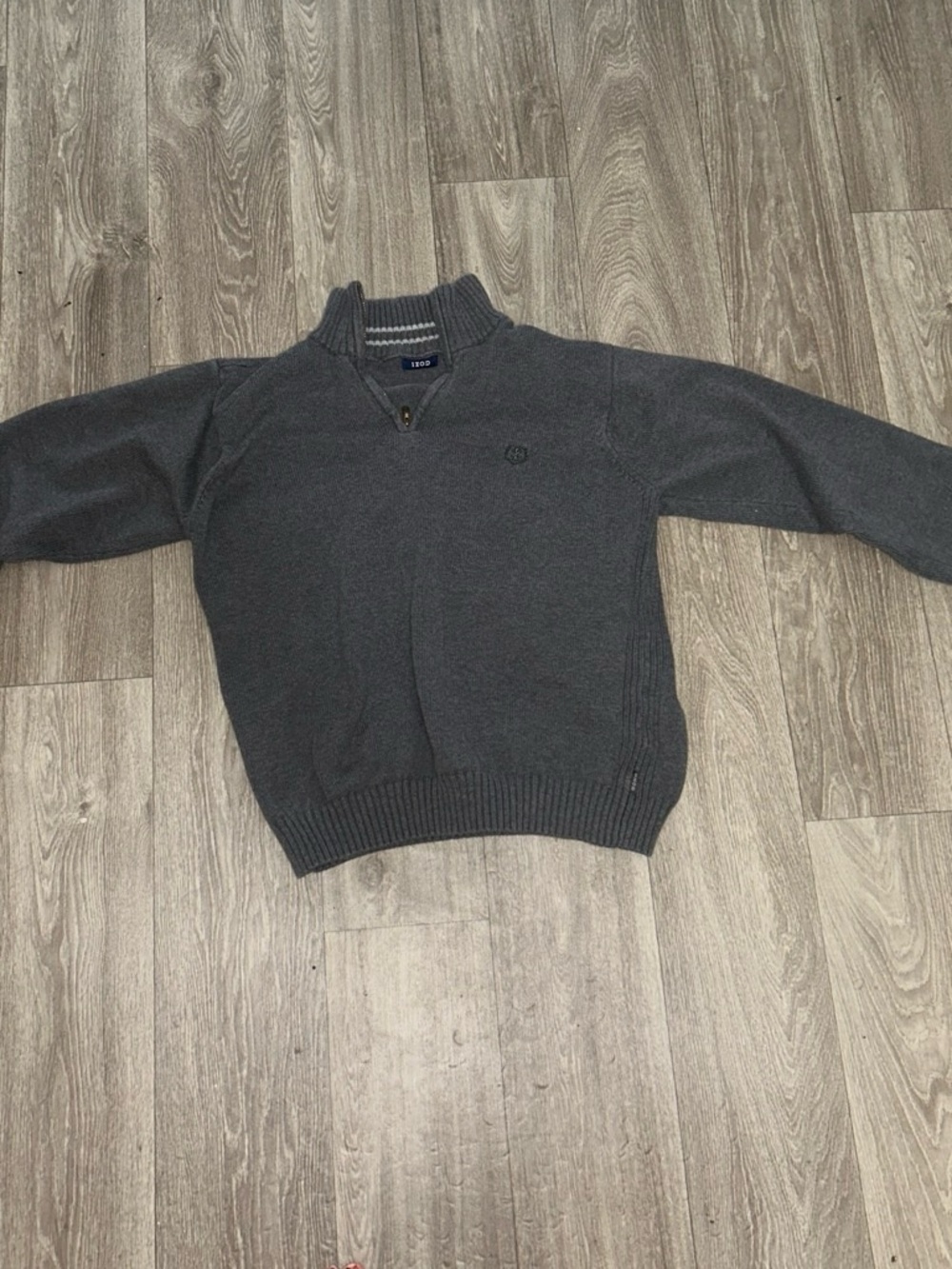 Izod Men's Dark Gray Quarter-Zip Sweater